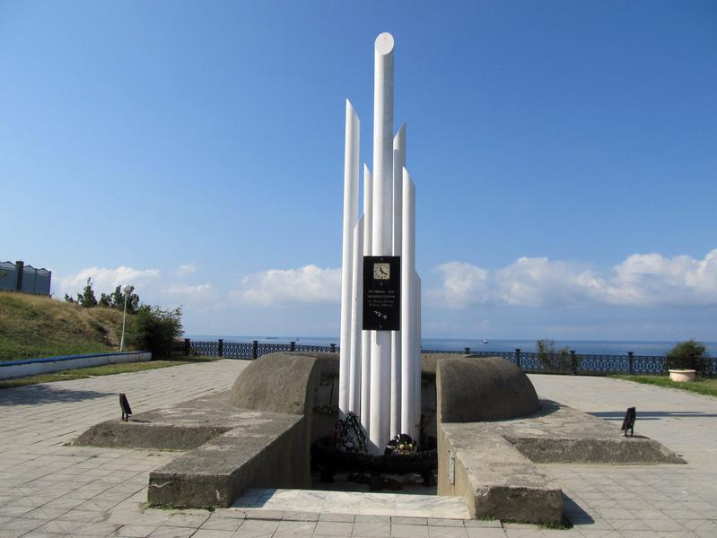 Памятник погибшим на пароходе 